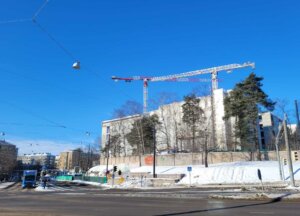 Kuvassa Laakson sairaalan työmaa ulkoa.