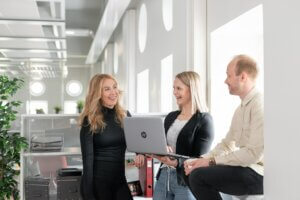 MediPower's employees with computer.